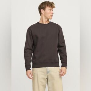Club Monaco Men's Crewneck Sweatshirt in Dark Brown
